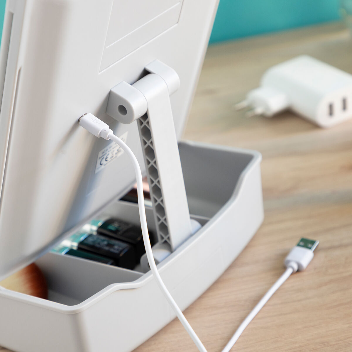 Espejo LED Plegable con Organizador de Maquillaje 3 en 1 Panomir InnovaGoods - Imagen 9