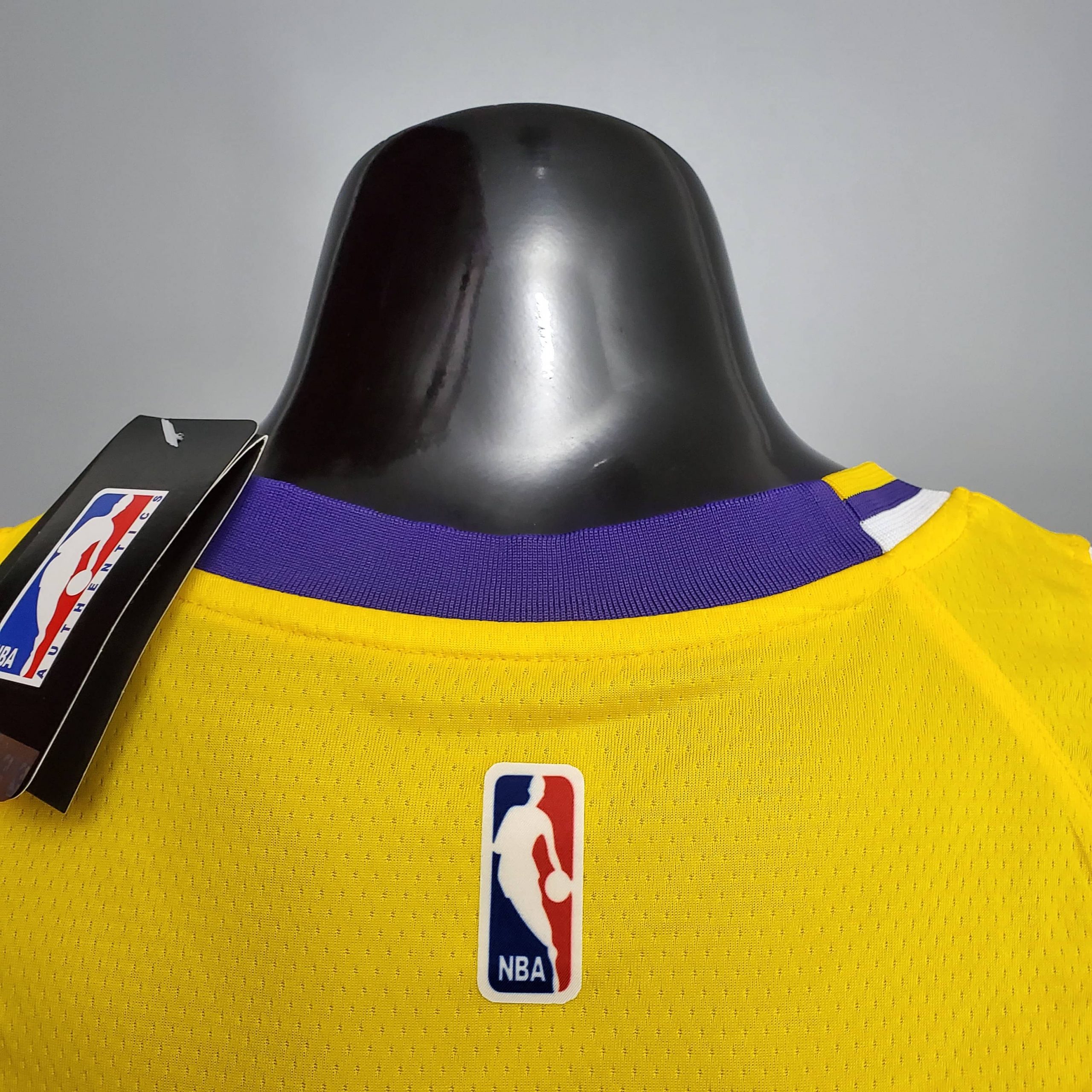 Camiseta Los Angeles Lakers Bryant #8 Round Connect Recognition Yellow - Imagen 4