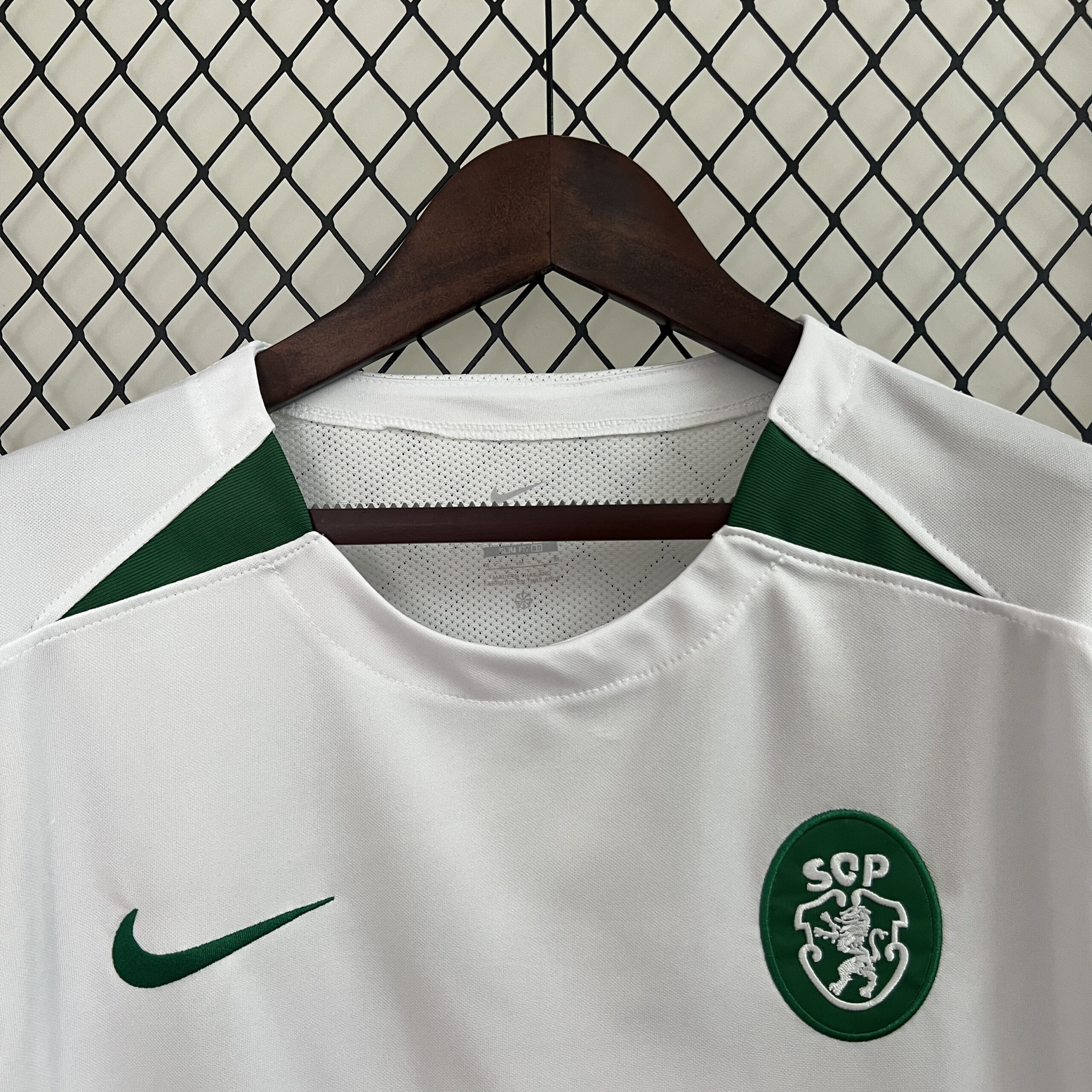 Camiseta Sporting Lisboa 24-25 Visitante - Imagen 3
